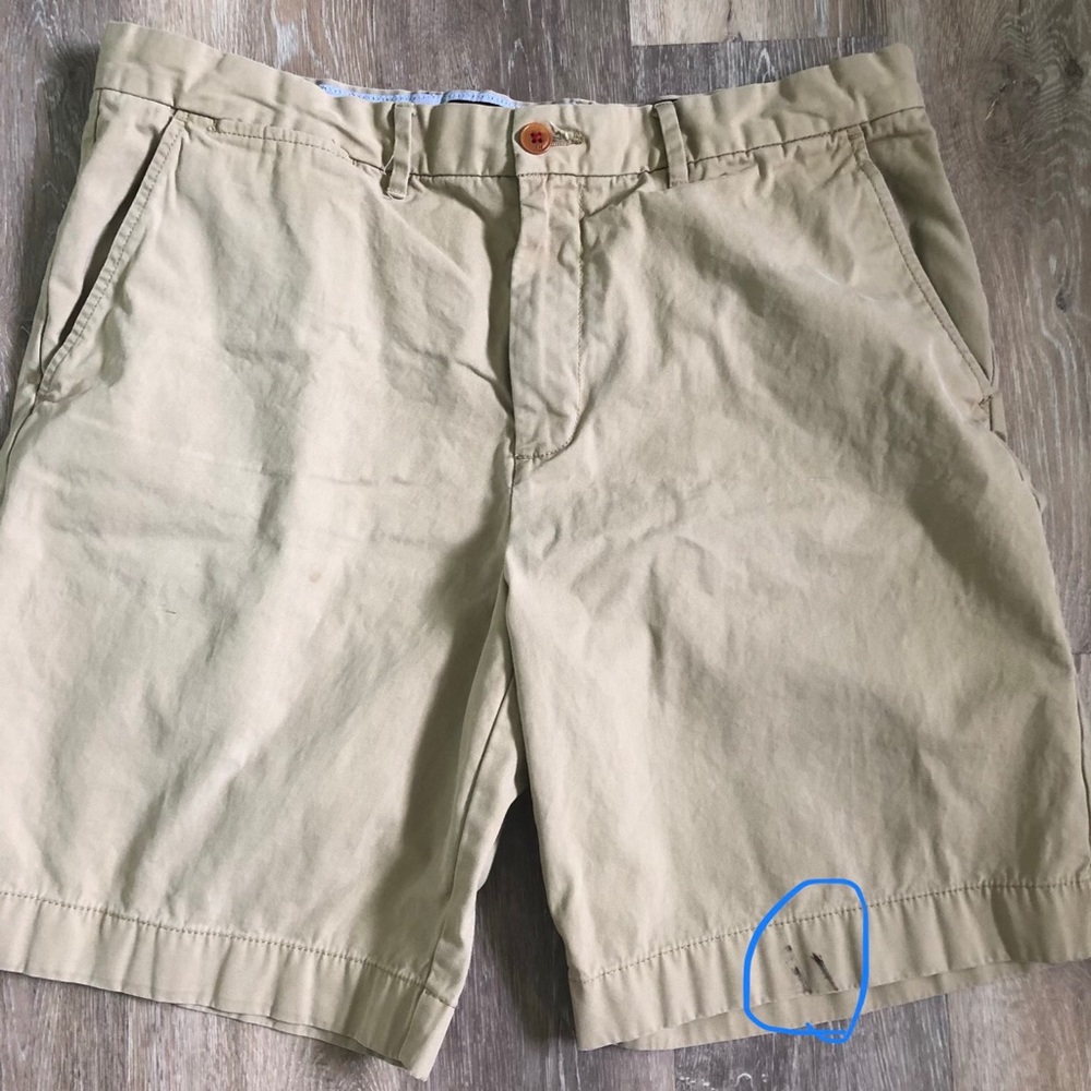 Tommy Hilfiger khaki shorts